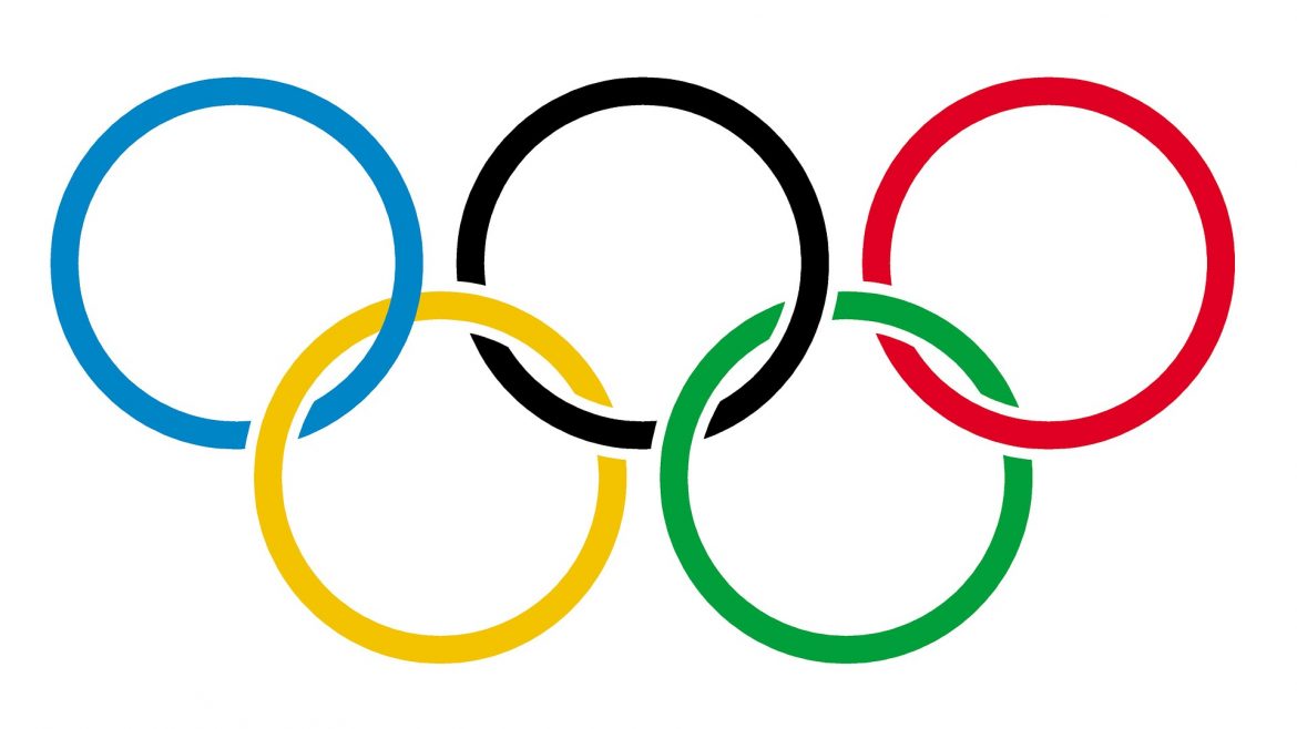 Fünf ineinander greifende Ringe in fünf Farben auf Weiß; das olympische Symbol, das bei Veranstaltungen wie den Südkorea-Spielen verwendet wird.