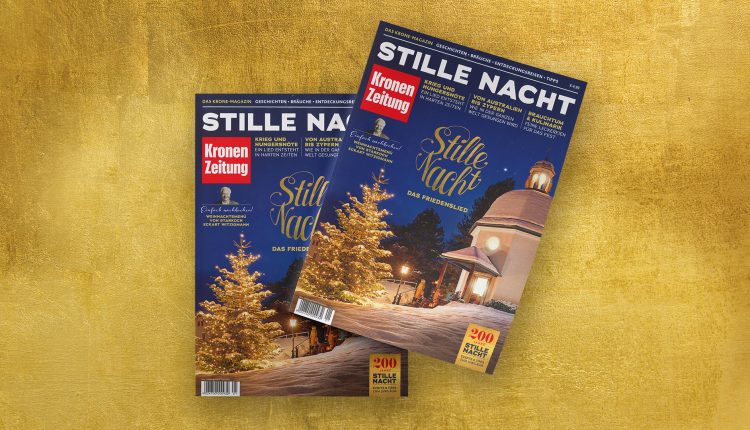 Zwei Stille-Nacht-Magazine mit einer Weihnachtsszene auf der Titelseite, platziert auf einem goldenen strukturierten Hintergrund.