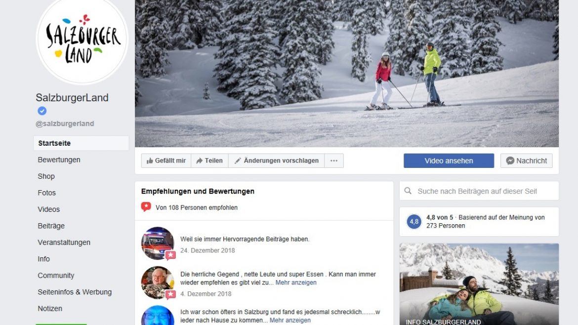 Zwei Personen fahren Ski auf einer verschneiten Piste mit Bäumen im Hintergrund; SalzburgerLand Facebook Seite angezeigt.